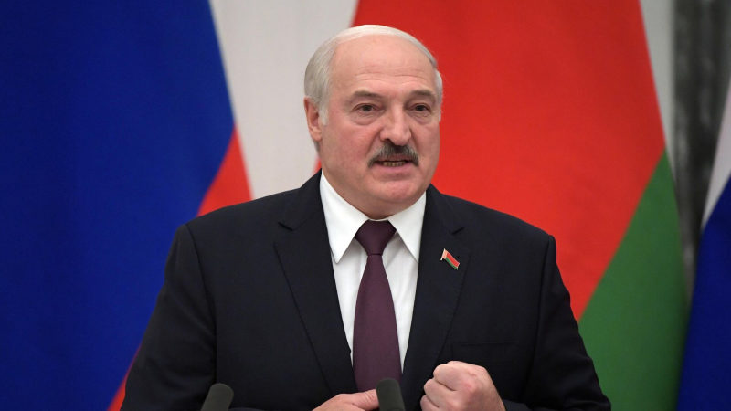 Лукашенко хочет отметить годовщину Победы на Красной площади