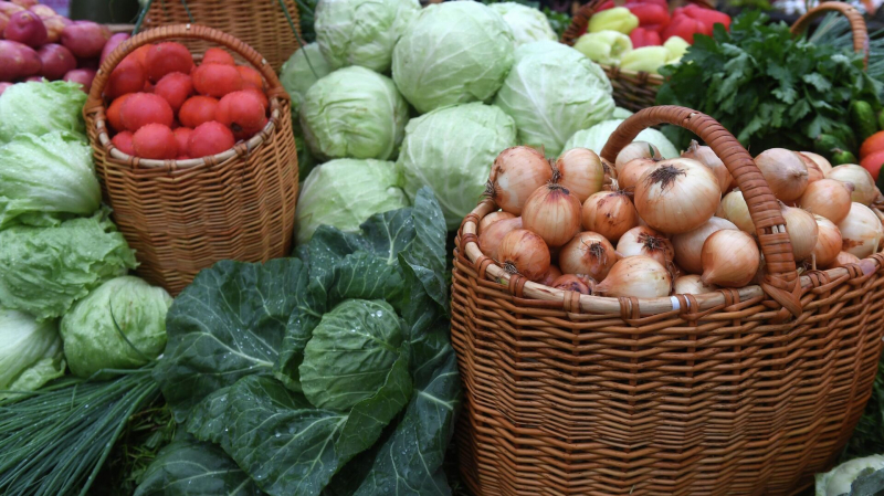 Правительство Казахстана пытается сдержать рост цен на продукты перед Новым годом